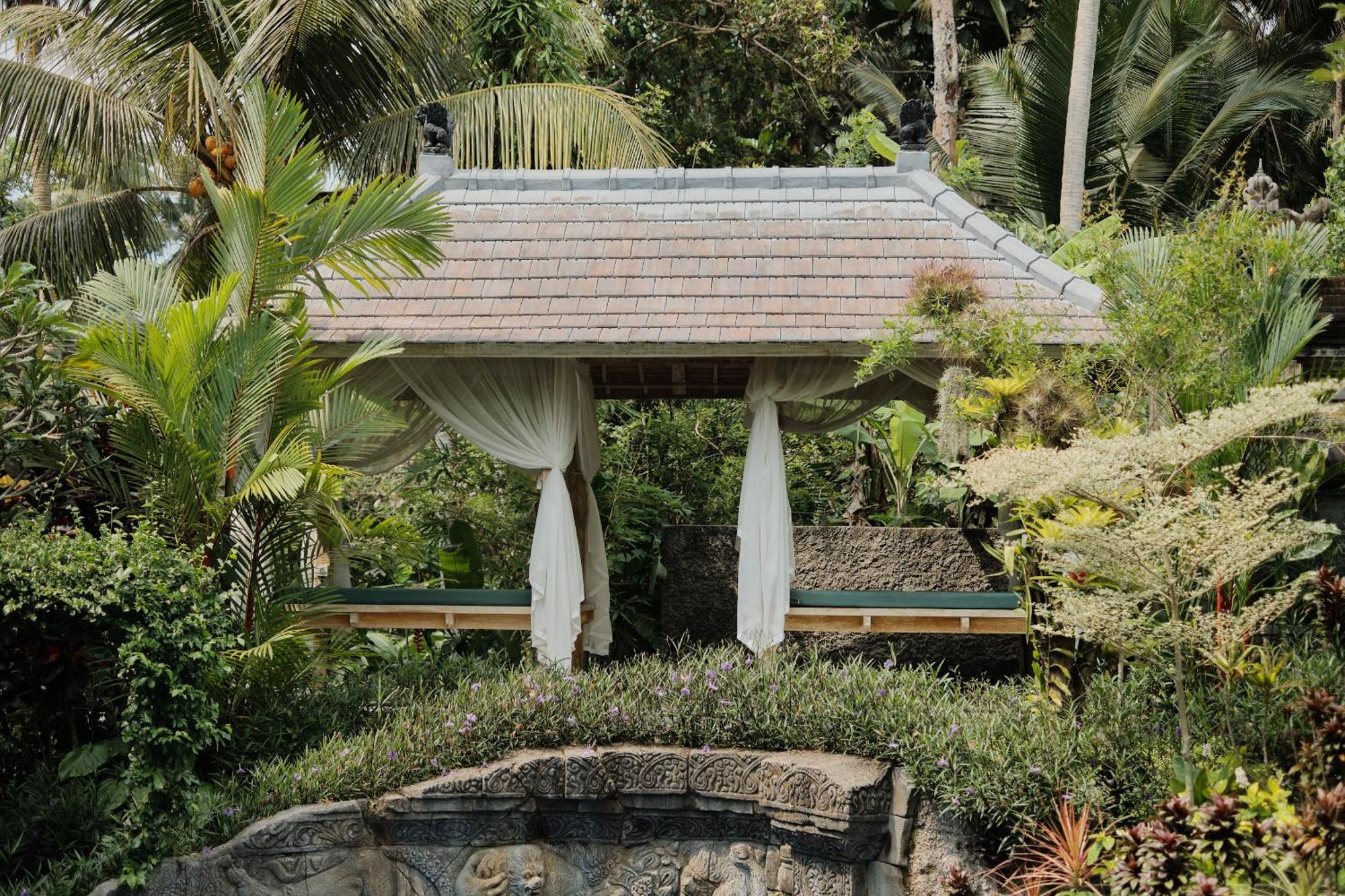 Gynandha Ubud Cottage Exterior photo